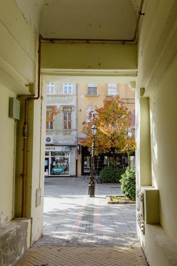 Apartman Zamak Сомбор Экстерьер фото